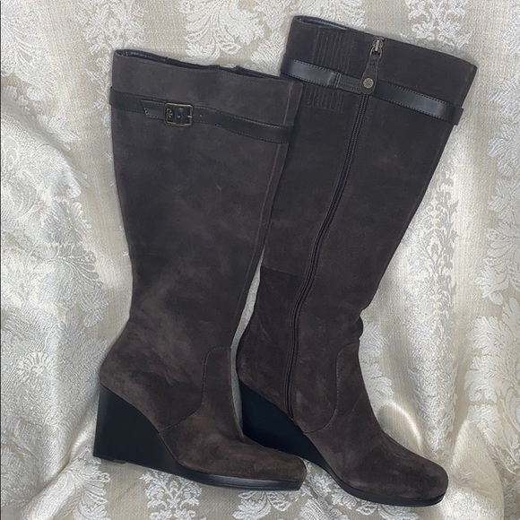 isaac mizrahi wedge boots